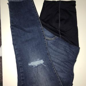Maternity skinny jeans